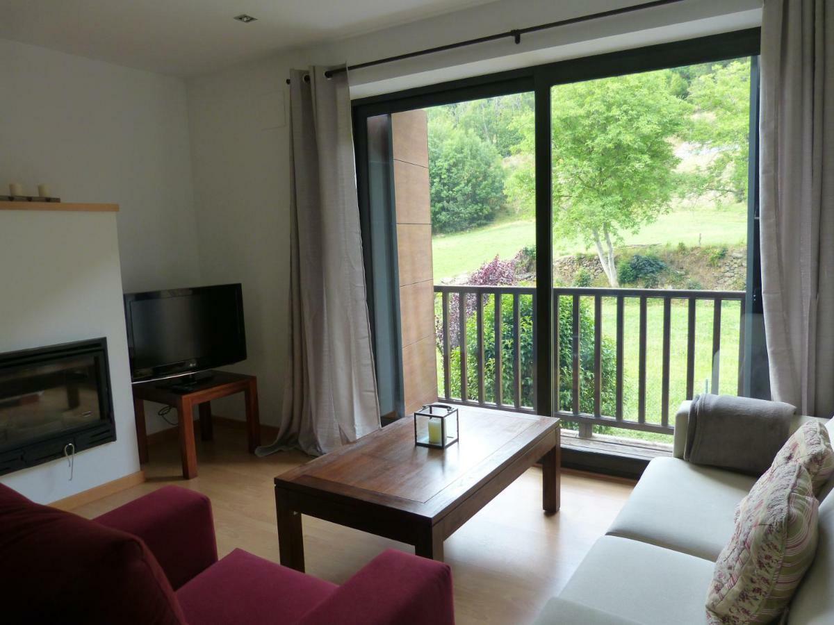 Apartament Hug Roger Valencia D'Aneu Luaran gambar